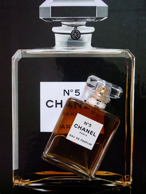 chanel no 5 fdf christmas